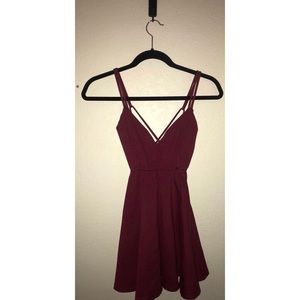 maroon Windsor dress
